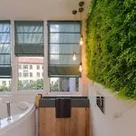 Daire Urban Eden - Lux & Style, 2-bedroom, 2-bathroom *