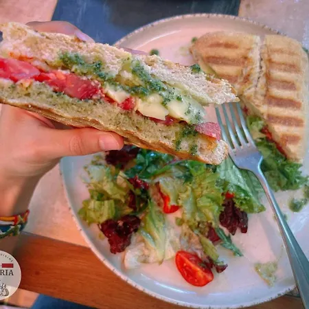 Urban Eden - Lux&style, 2-bedroom, 2-bathroom Apartman *