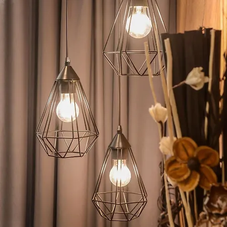 דירה Urban Eden - Lux & Style, 2-bedroom, 2-bathroom סופיה
