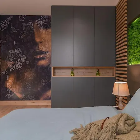Апартамент Urban Eden - Lux & Style, 2-bedroom, 2-bathroom София