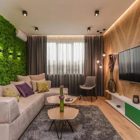 Urban Eden - Lux & Style, 2-bedroom, 2-bathroom Апартаменты